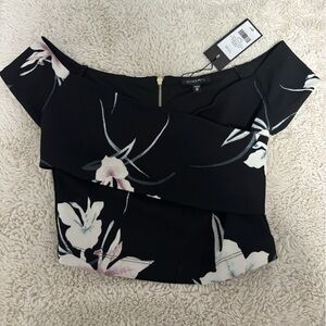 Dynamite Black Floral Women’s Crop Top